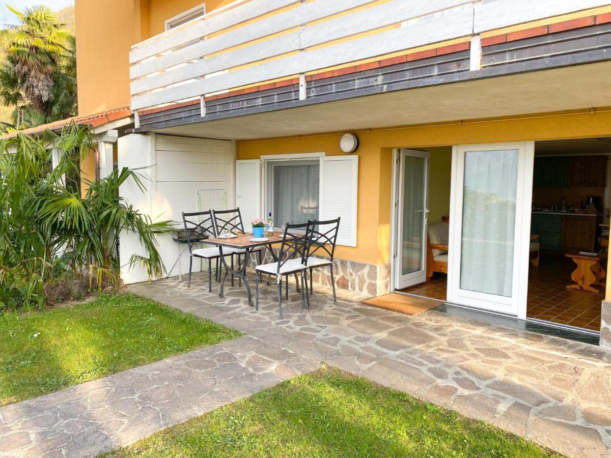 Bellavista A Garten Appartement Mit Pool 科利科 外观 照片